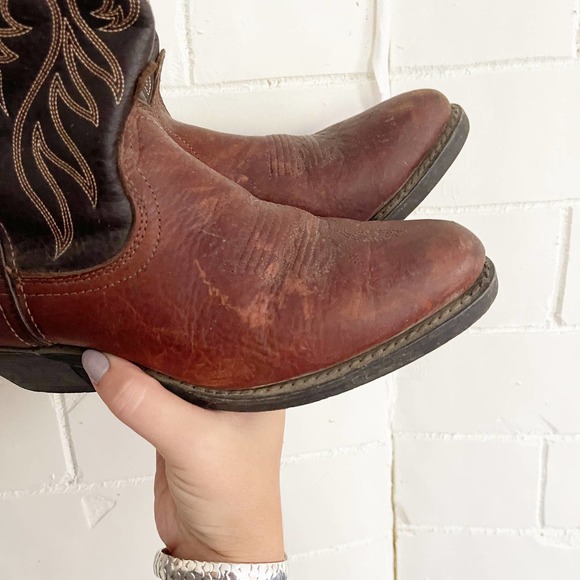 Laredo Shoes Laredo Western Style Leather Cowboy Boots 75 Poshmark